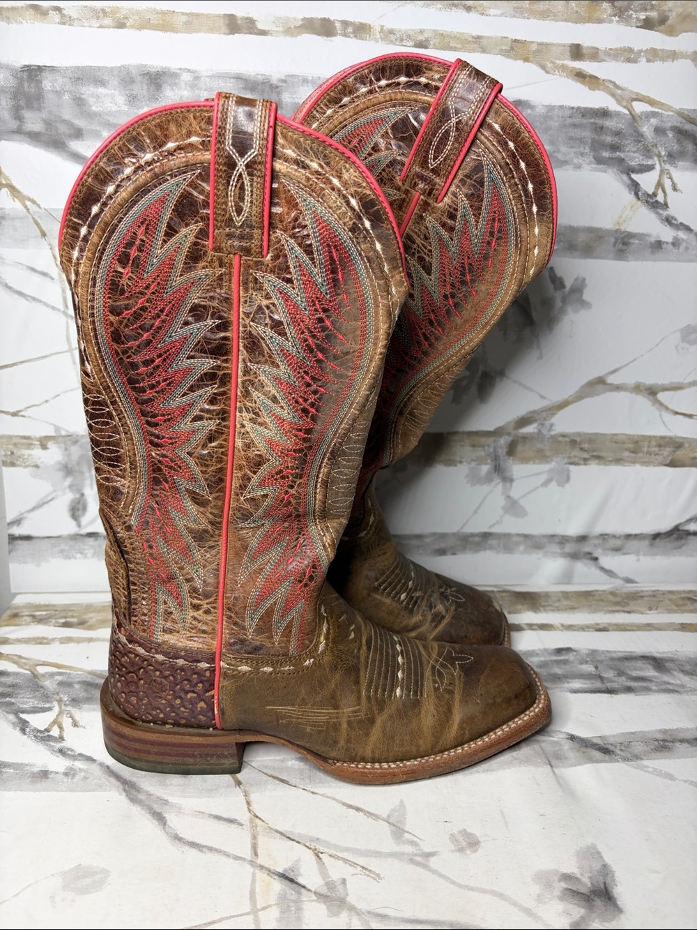 ARIAT WOMEN'S WHEAT VAQUERA DUSTED BOOTS - SQUARE TOE